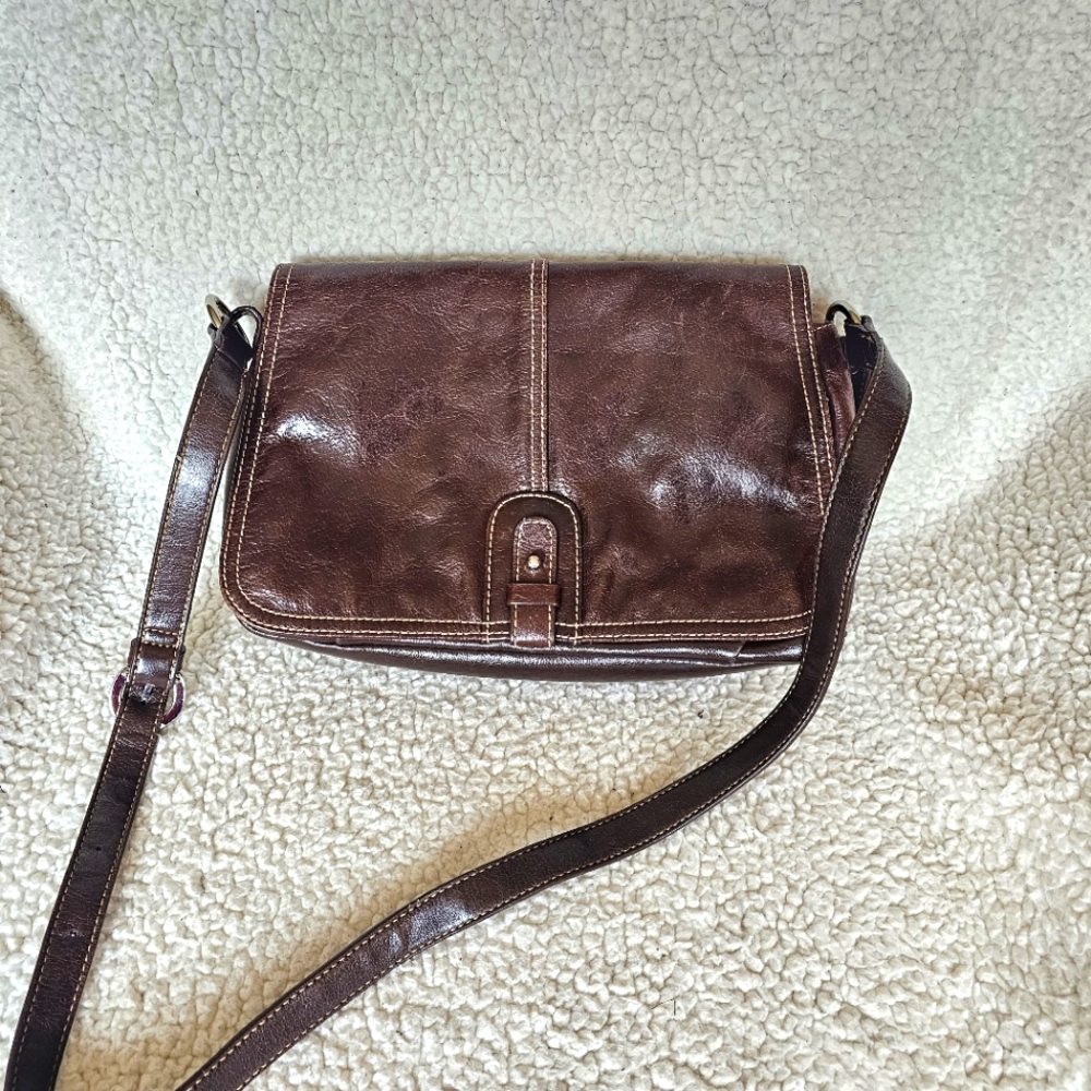 Giani Bernini brown leather crossbody bag
